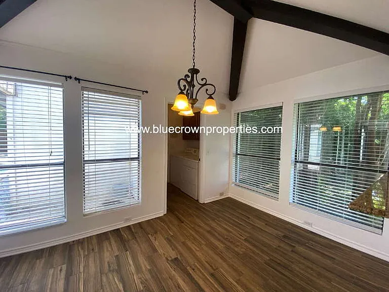 3736 Solarium Pl — Photo 9
