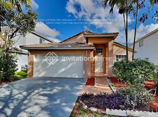 11341 SW 21st St, Hollywood, FL 33025