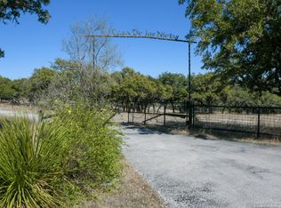 252 Bruce Leeder Ln, Lakehills, TX 78063