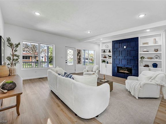 3rd image of 3607 Pennington Rd