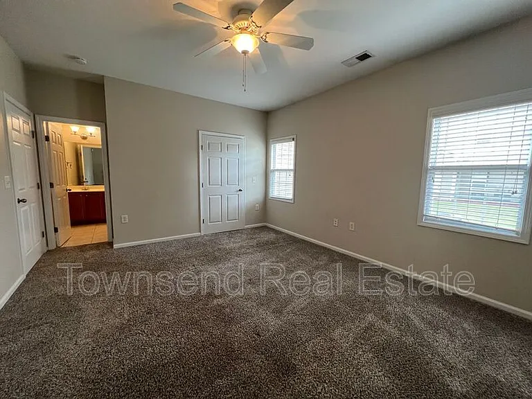 621 Marshtree Ln #107 — Photo 10