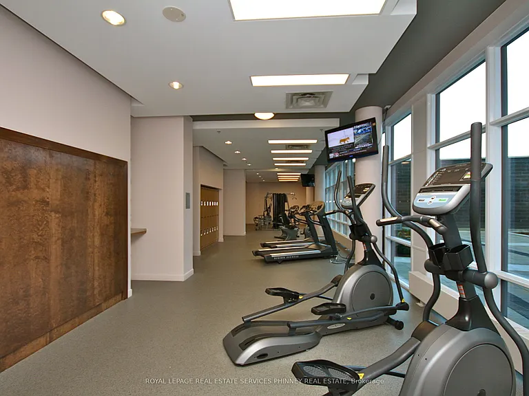 1 Hurontario St #514 — Photo 13