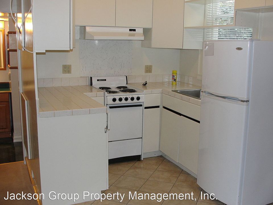 1st image of 5 Castro St #7A