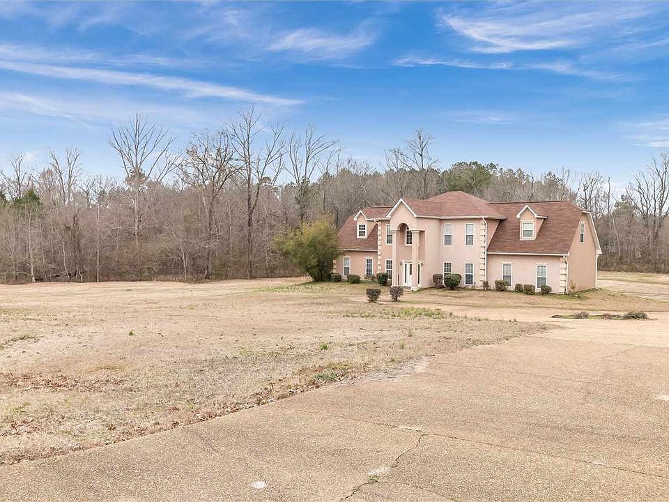 1st image of 2275 Oakhill Dr