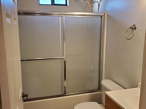 3rd image of 2711 N Winstel Blvd #2