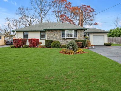 11 Rose Street, Sayville, NY, 11782