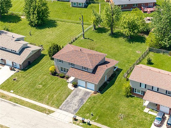 3rd image of 5689 Westcreek Dr