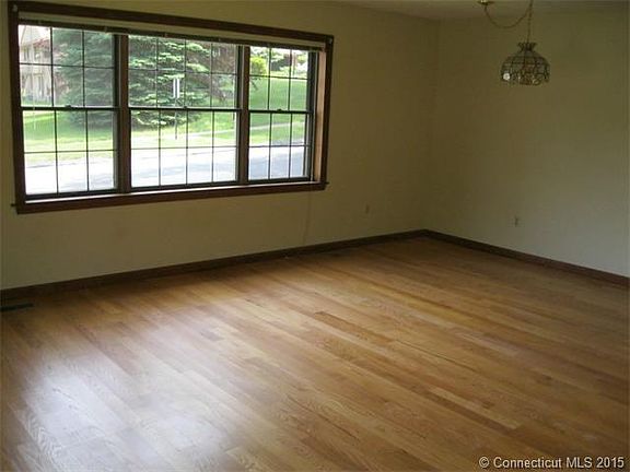 4th image of 57 Rockhaven Dr #57