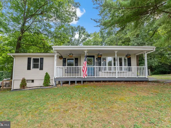 138 Blair St, Martinsburg, WV 25404
