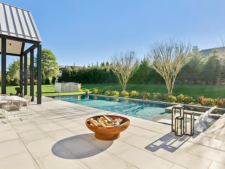 179 Montauk Hwy — Photo 24
