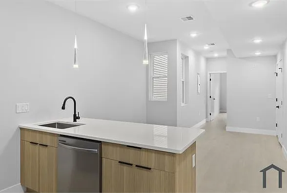 715 N Brooklyn St #2 — Photo 6