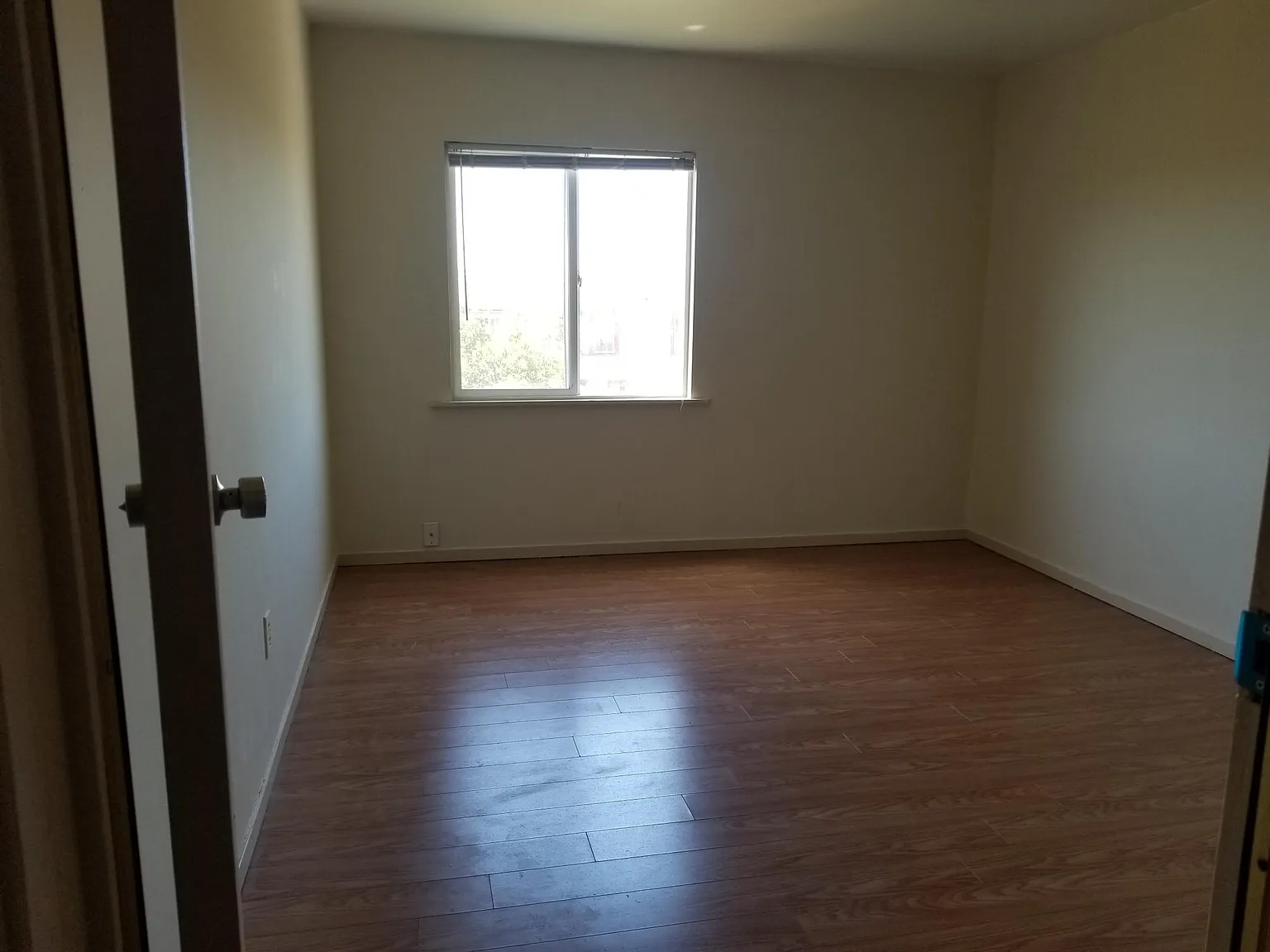 332 San Diego Ave — Photo 2