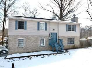 7620 McTaggart Rd NW, Canal Fulton, OH 44614