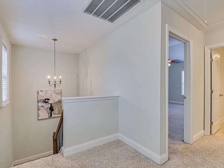 5564 Connor Dr — Photo 23