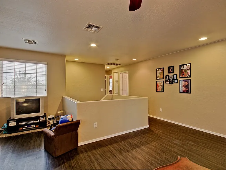 31325 N Shale Dr — Photo 16