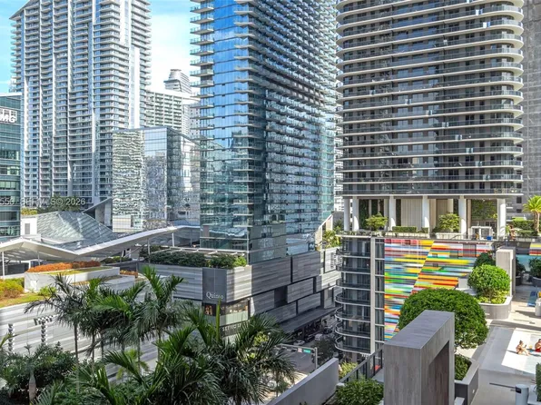 55 SW 9th St #1109, Miami, FL 33129