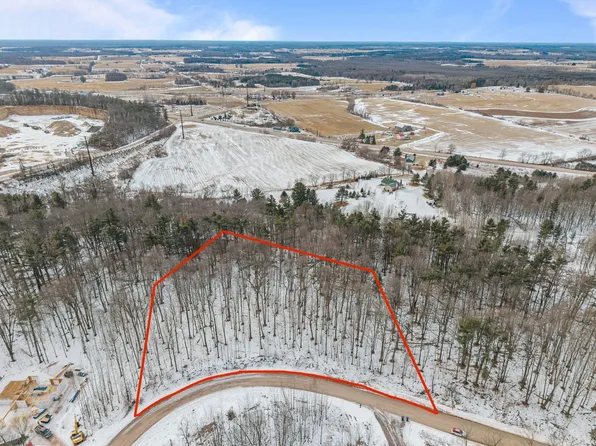 Oak View Dr #17, Shawano, WI 54166