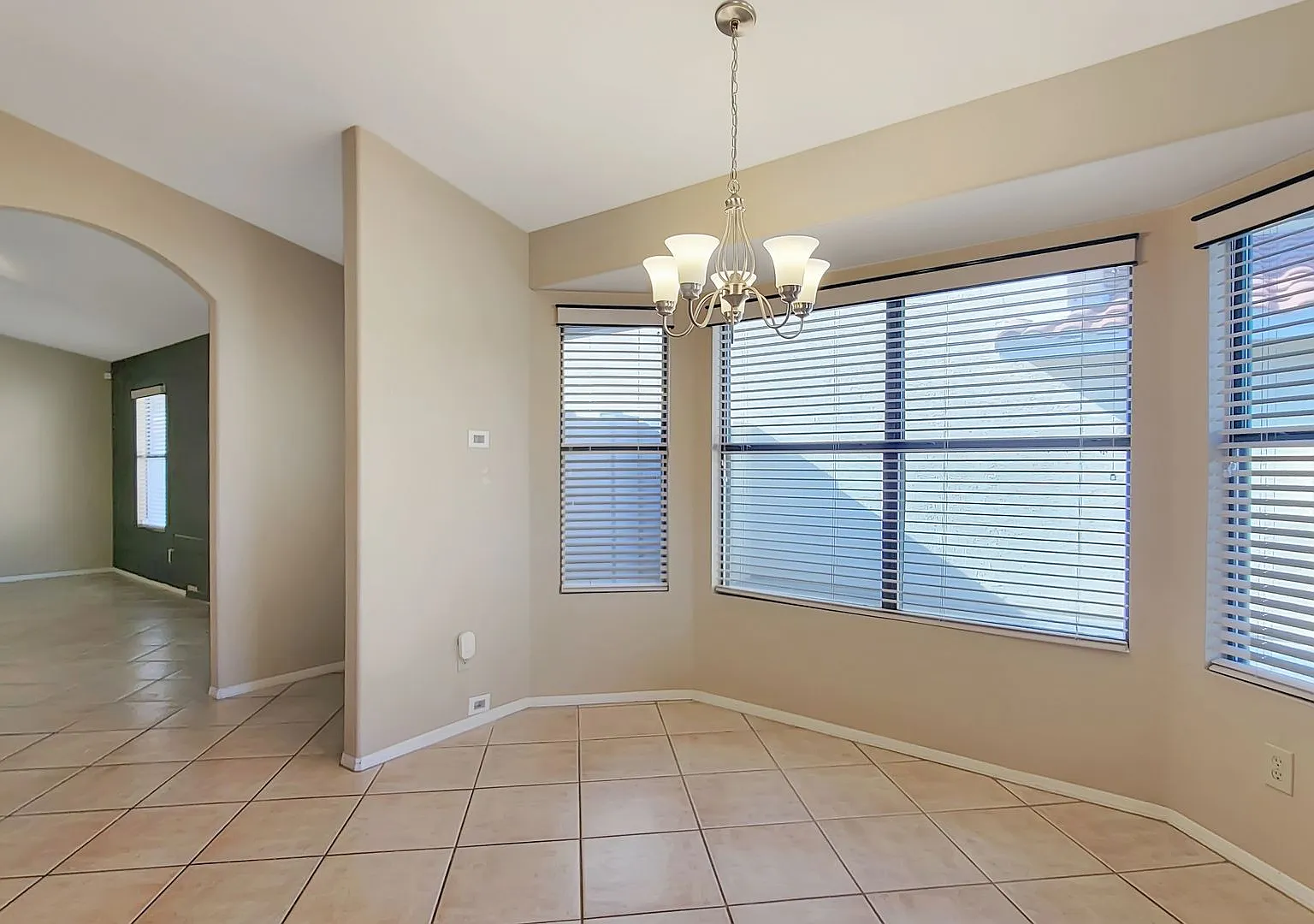 Very nice home on a Scottsdale culdesac! — Photo 4