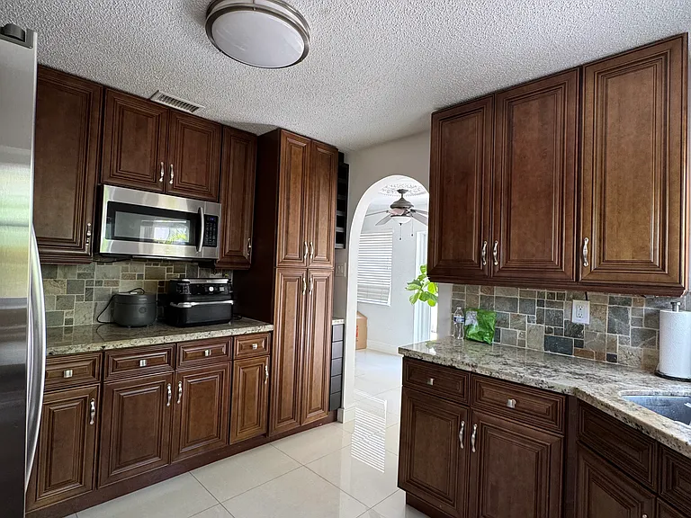 15621 SW 100th Ln — Photo 39