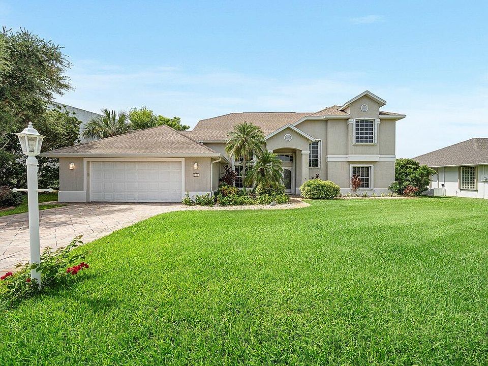 1st image of 151 Seaglass Dr
