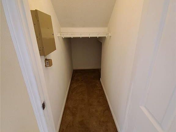 5th image of 6052 Eganridge Ct