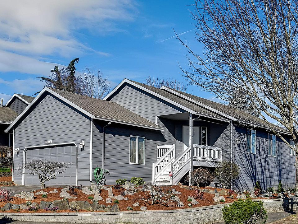 Easy landscape and corner lot