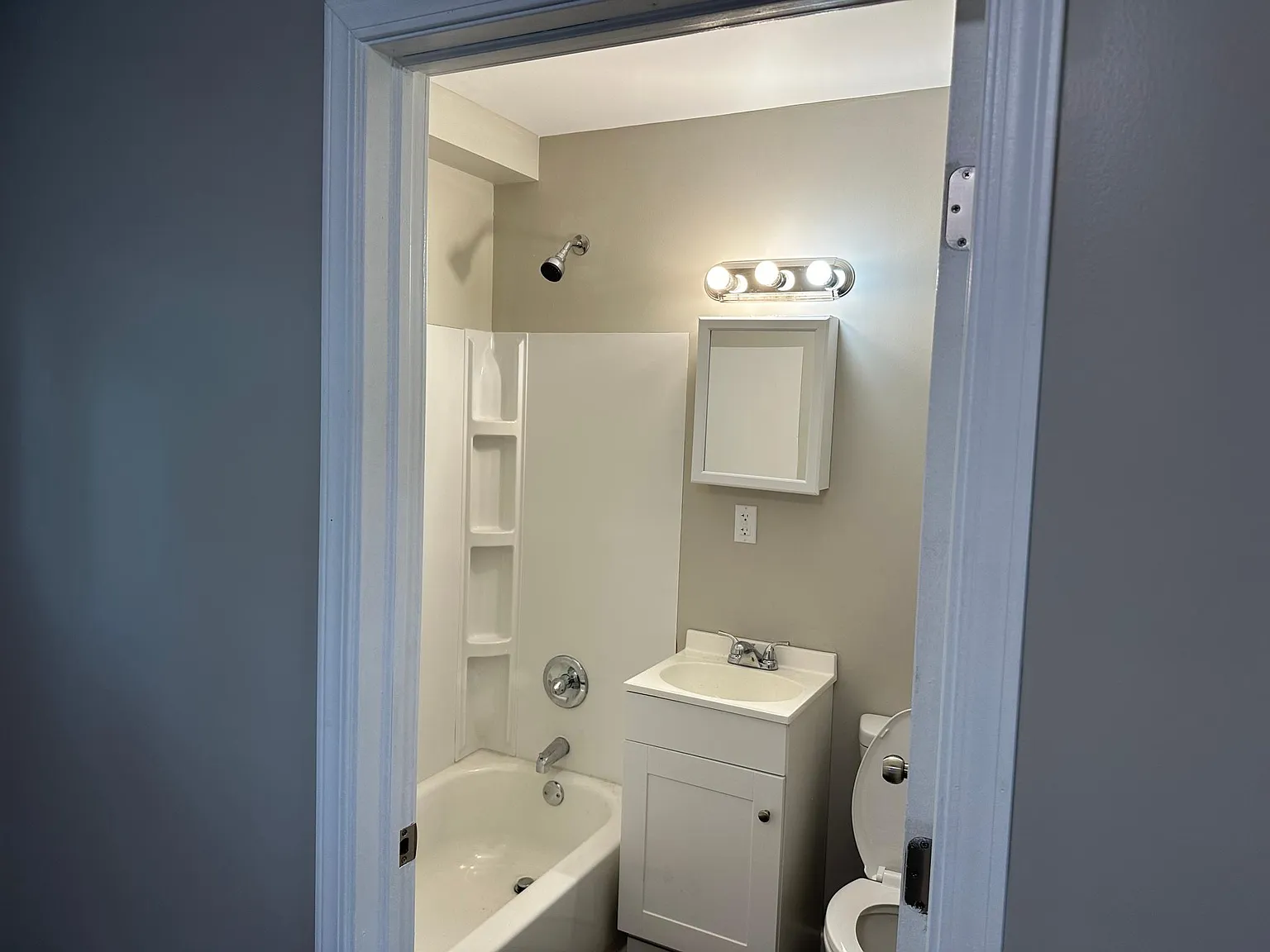 1 bed, 600 sqft, $850 — Photo 4