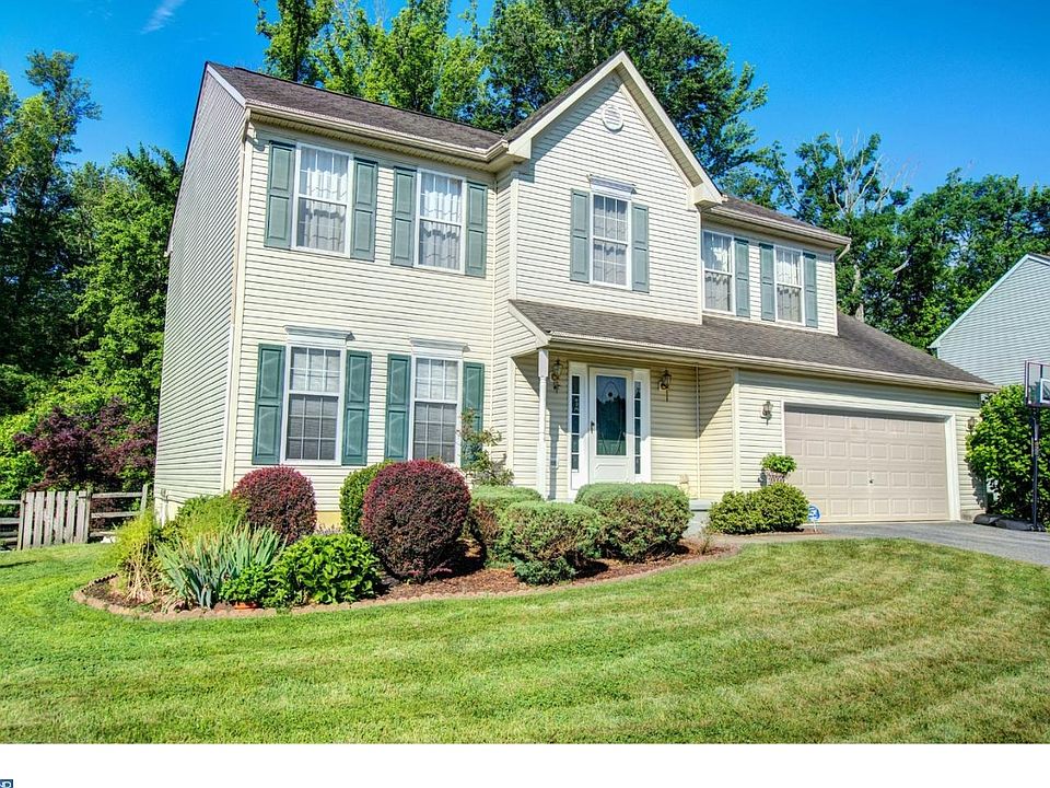 1st image of 21 Dalton Dr