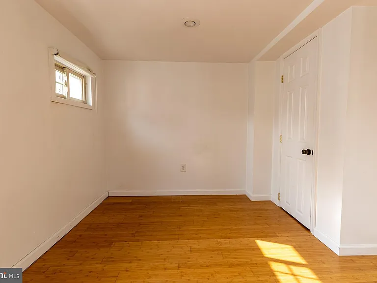 619 S 16th St #3R — Photo 14