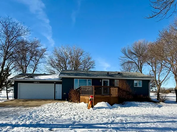 13671 387th Ave, Aberdeen, SD 57401