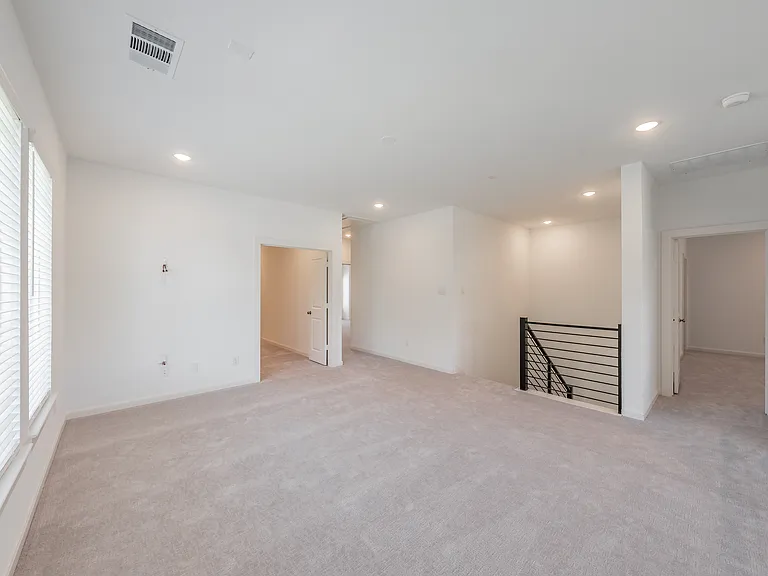 Living 2 - upstairs