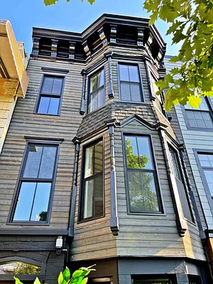 Rented by Bank Neary | media 11