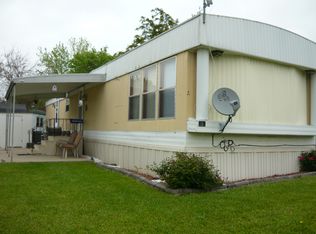 303 Lockerbie Pl, Fairmount, IN 46928