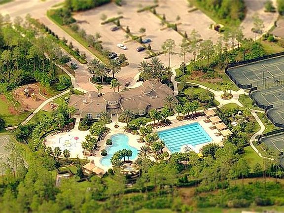 2nd image of 27226 Fordham Dr