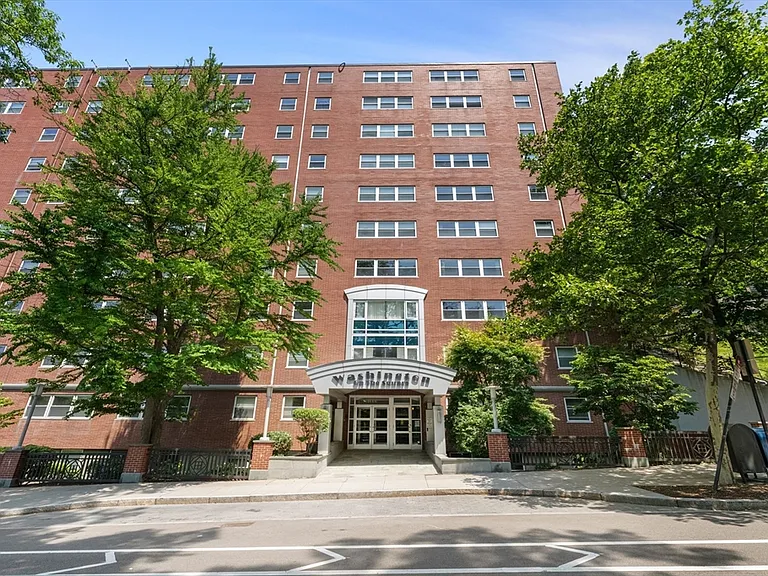 1600 Beacon St #512 — Photo 1