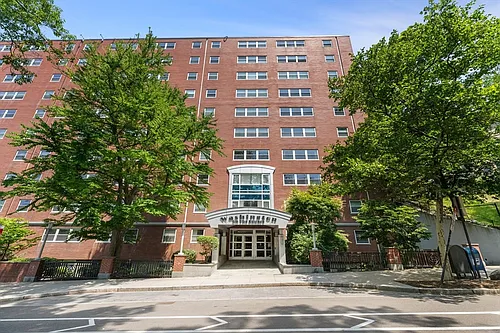 1600 Beacon St Photo 1