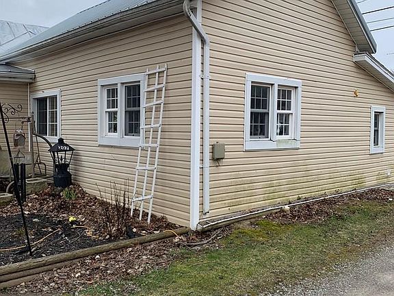 4th image of 207 S Gormley St