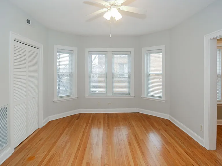 4808 N Paulina St — Photo 9