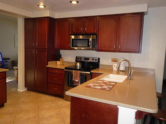3rd image of 13419 N 81st Dr