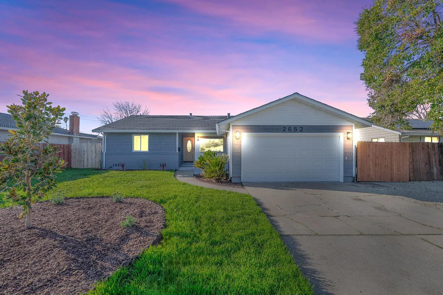 2652 Aramon Dr photo 1