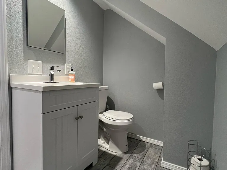 2116 E Edgewood Ave — Photo 23