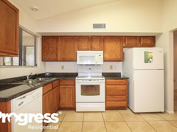 4th image of 17614 N 133rd Ct