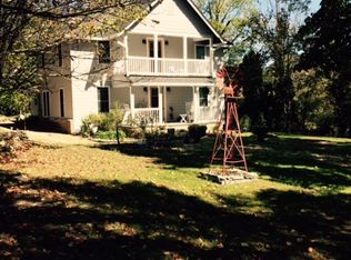 12 Dunlap Rd, Hendersonville, NC 28792