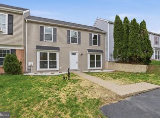 6687 Pickwick Ct, Bensalem, PA 19020