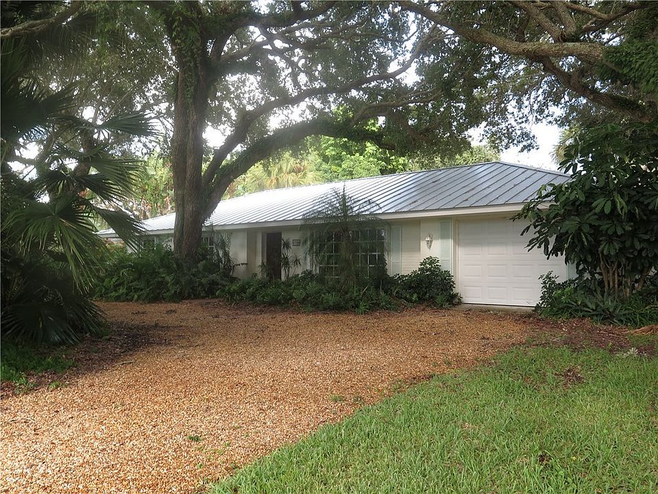 1st image of 3706 Indian River Dr