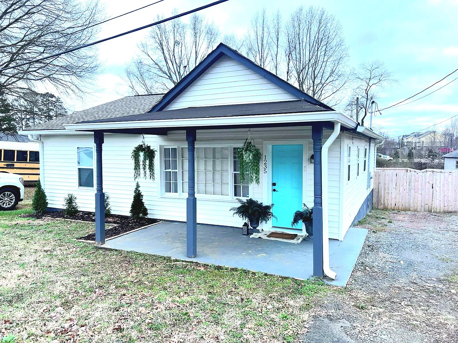 3 bed, 1062 sqft, $1,685 — Photo 2