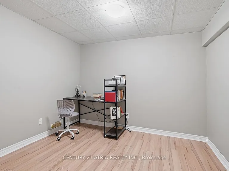 806 Marigold St — Photo 27
