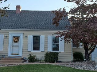 391 Lake Apollo Dr, Hannibal, MO 63401