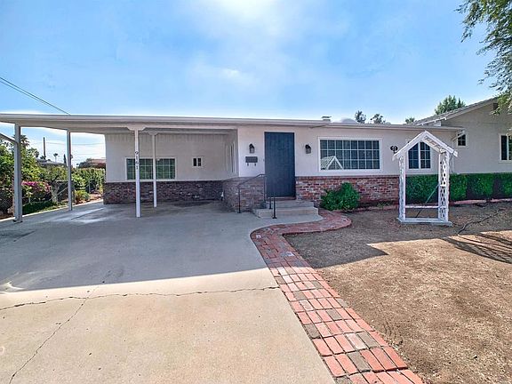 3rd image of 9161 Emerald Grove Ave