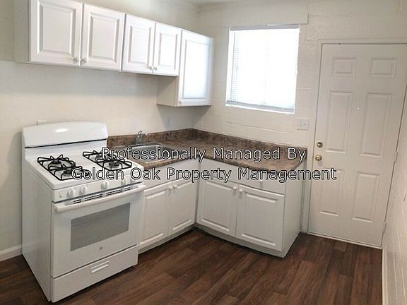 5th image of 821 15 1/2 St APT E